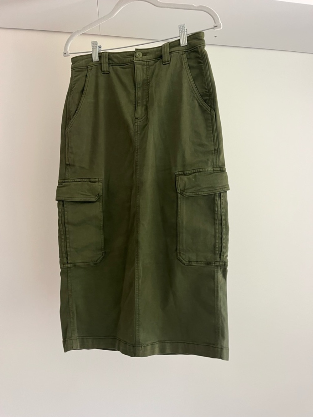 Aritzia Olive Green Cargo Midi Skirt